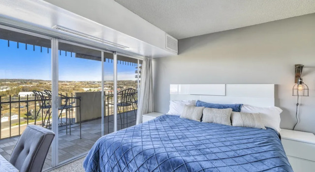 Satellite Suite, Varaa Hotelli Hotellit Colorado Springs uima-altaalla, Uima-allas