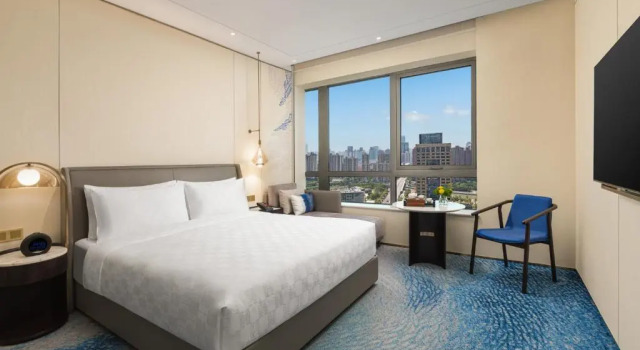 Двухместный номер Standard HUALUXE Shanghai Changfeng Park by IHG