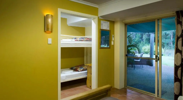 Семейный номер Standard с видом на сад Glasshouse Mountains Ecolodge