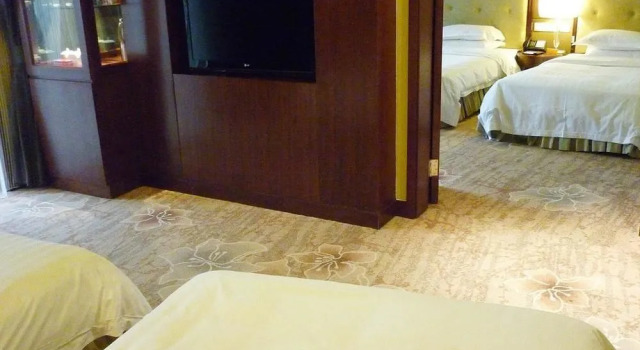 Yun Tian Hotel Beijing, Book Hotel Hoteller i Beijing Province med parkering, Parkering