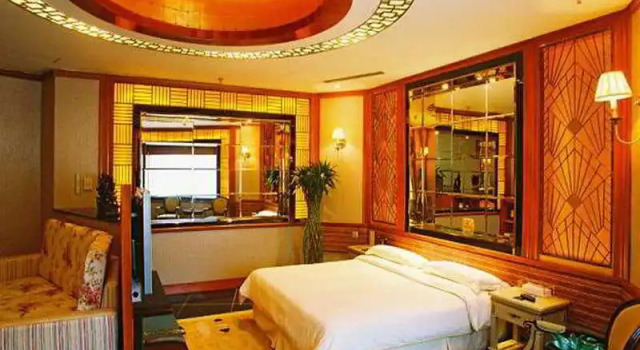 Manhattan Business, Varaa Hotelli Huangpu 