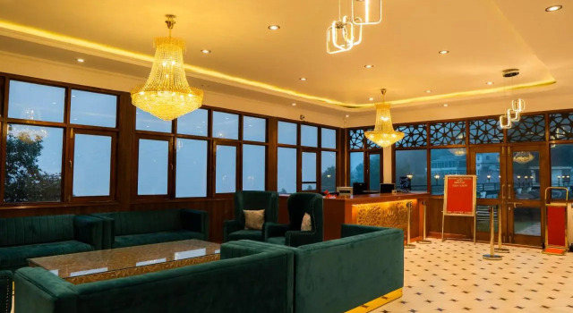 Pride Ashiyana Resort Mussoorie, Rezervovat Lázně / Resort Mussoorie Uttarakhand
