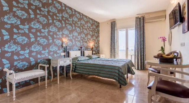 Двухместный номер Classic с балконом и с видом на море Ariadne Hotel
