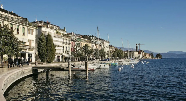 Апартаменты Berny 150m From Lake