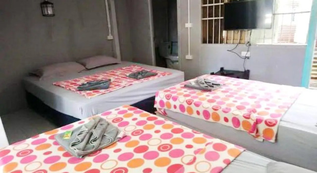 Семейное бунгало Tuk Tuk Guesthouse