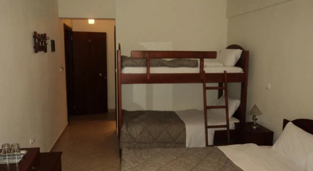 Четырёхместный номер Standard Konstantinoupolis Rooms