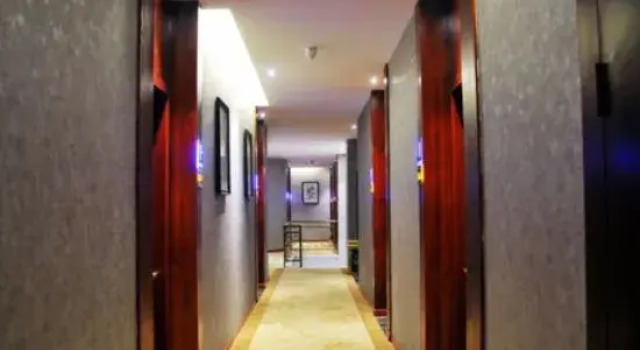 Quxian Shengjie Hotel