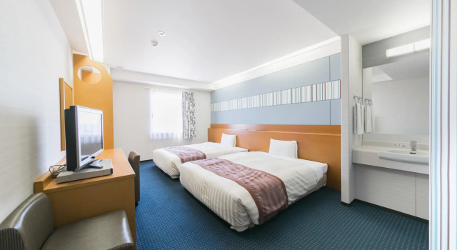 Четырёхместный номер Standard Vessel Hotel Ishigakijima