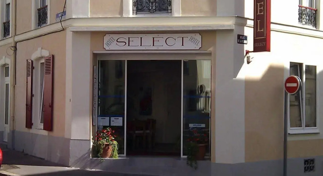 Select Hotel