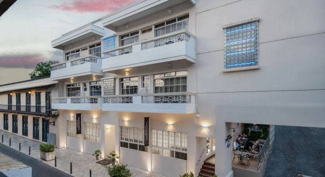 Hodelpa Caribe Colonial, Забронировать Отель Colonial Zone Санто-Доминго, рядом с Alcazar de Colon