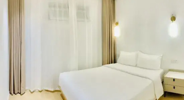 Люкс Deluxe Mike Apartment (Changshou Road Subway Station)