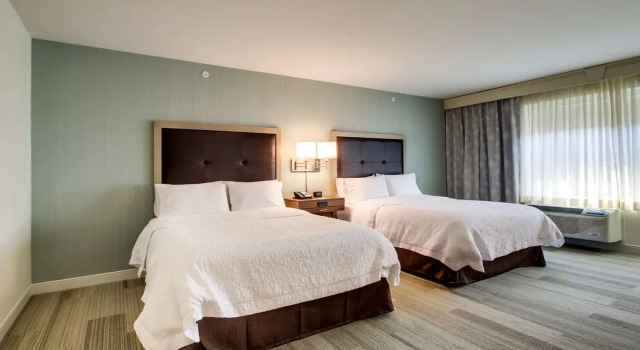 Номер Standard Hampton Inn & Suites Milwaukee West