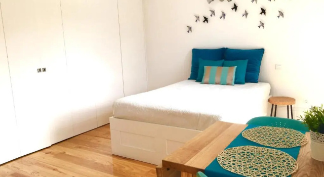 Студия Andorinha Apartment