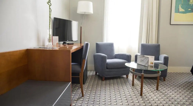 Полулюкс Gran Hotel Albacete
