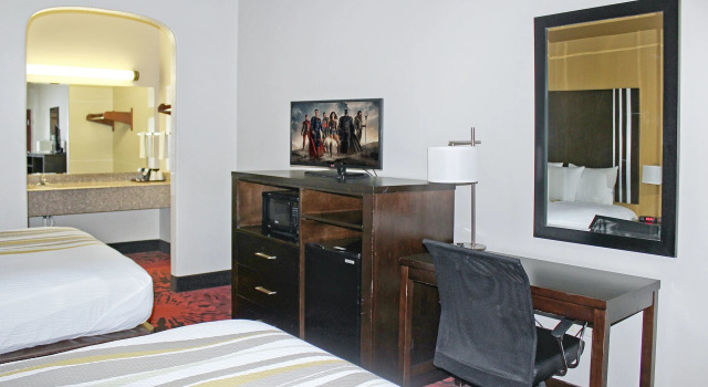 Palacio Royale Houston NW at Beltway 8, Book Hotel Houston Texas Gulf Coast