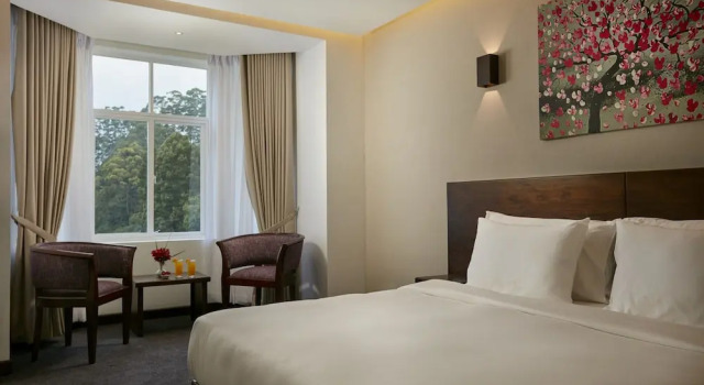 Двухместный номер Deluxe с видом на горы Galway Heights Hotel