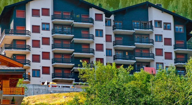 Foret E3 Nendaz in Nendaz, Prenota Hotel Hotel a Canton Vallese con parcheggio, Parcheggio