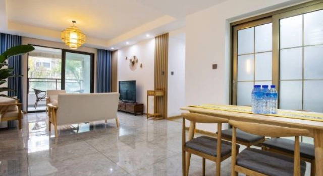 Люкс с 3 комнатами Yunfengjian Anlan Shangpin Hotel (Dujiangyan Sunac Cultural Tourism City)