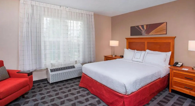 Двухместная студия Courtyard by Marriott Knoxville Cedar Bluff