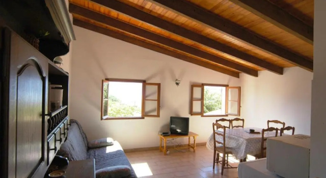 Appartamenti Tiuccia La Liscia, Забронировать Отель Тьючча South Corsica