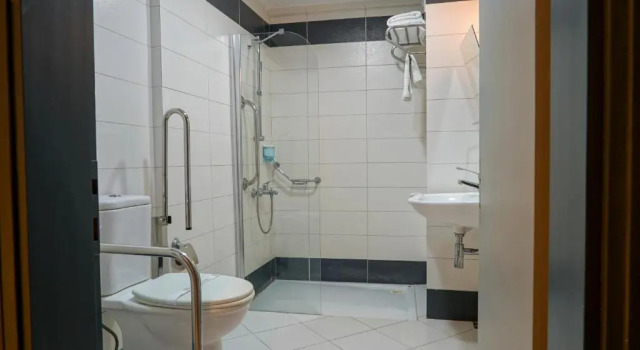 Одноместный номер Standard с балконом Polek Hotel