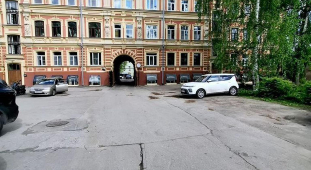 Апартаменты на улице Большая Покровская, 10в, Забронировать Апартаменты/квартира Отели Нижнего Новгорода с парковкой, Парковка