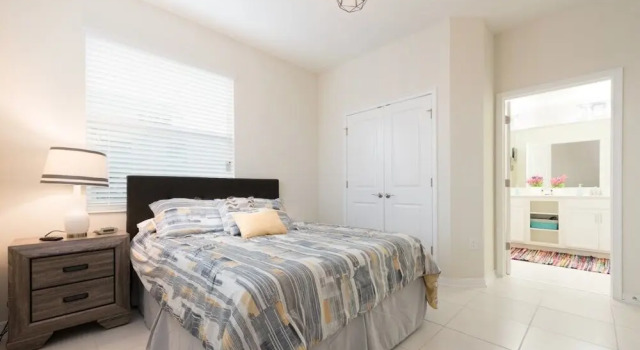 Vhc Slc3 4741-301 3 Bedroom Condo, Book Lejlighed Poinciana Florida