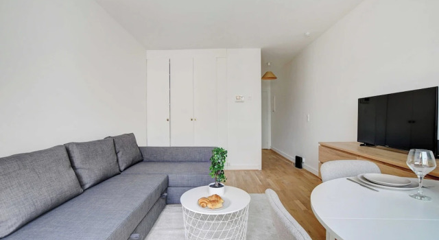 Charming Studio - 2P - Balcony - Saint Honore, Забронировать Апартаменты/квартира Париж Иль-де-Франс, рядом с Мальзерб