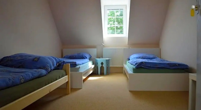 Stará Fara, Reservar Hotel Chržín 