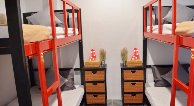 Кровать в общем номере Lanta Hostel