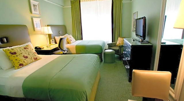 Четырёхместный люкс Hotel Beacon