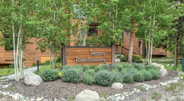 Tennis Townhomes 1336