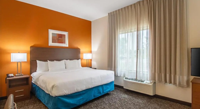 Люкс Sleep Inn & Suites Madison - Monona