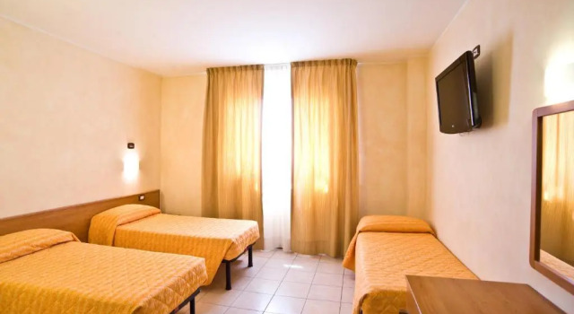 Трёхместный номер Standard Hotel Colombo