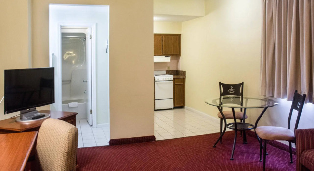 Studios & Suites 4 Less Chesapeake, Брондау Қонақ үй Чесапик Виргиния