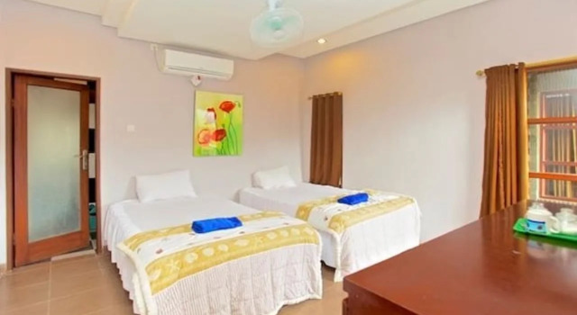 Kubu Kauh Beach Inn Legian