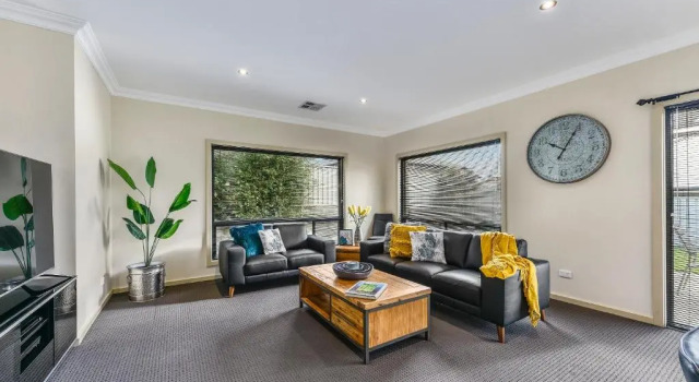 Accommodation on Lansell 2