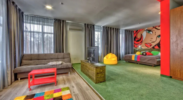 Emigrand Art Hotel