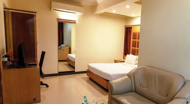 Bisque Magaji Orchid, Забронировать Отель Отели штата Карнатаки 3 звезды, 3*