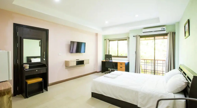 Одноместный номер Standard с балконом Banlanna Hotel Lampang