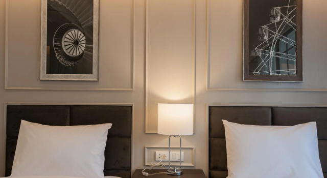 B2 Riverside Premier Hotel