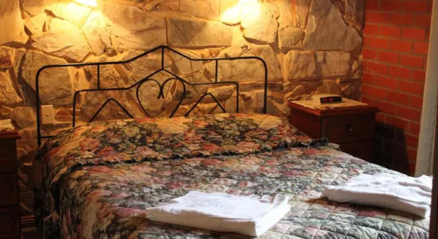 Langmeil Cottages, Book Hotel Tanunda 