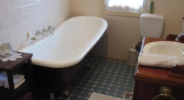 Коттедж с 3 комнатами Wild Cattle Creek Estate