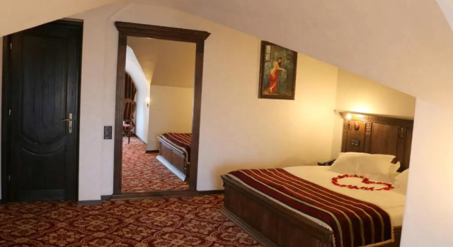 Апартаменты с балконом и с красивым видом из окна Castel Transilvania Luxury Resort & Spa