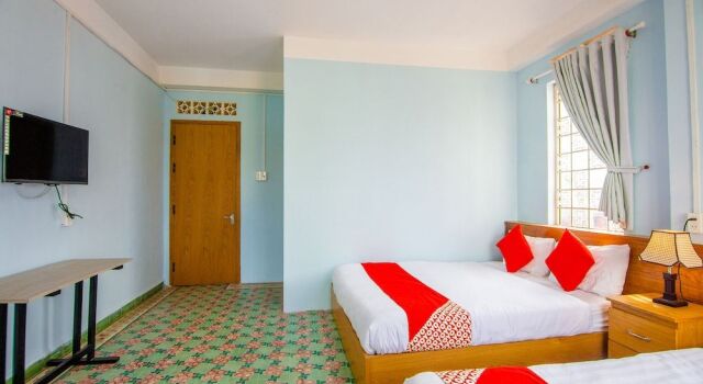 OYO 592 An Nhiên Hotel & cafe, Забронировать Отель Далат Ламдонг, рядом с Гостевой дом Ханг Нга