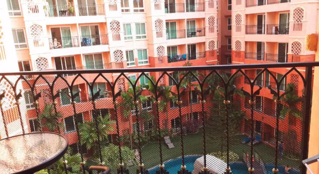 Seven Seas Resort Pattaya & Sofa Bed