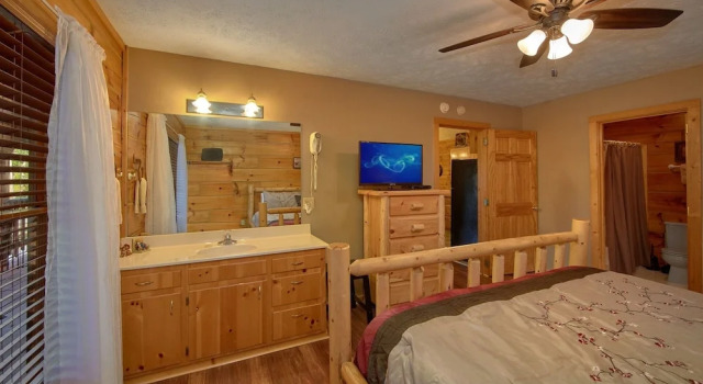 Bear Creek - 2 Br Cabin
