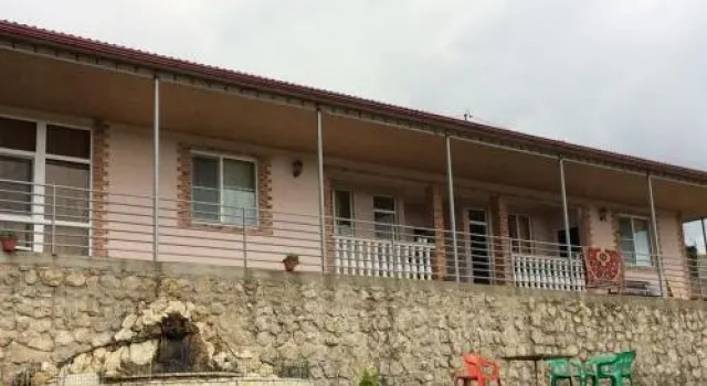 Guest House on Sokhumi Highway 133, Buchen Sie Pension Otradnoye Rajon Gagra