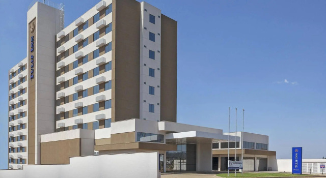 Tulip Inn Sete Lagoas, Забронировать Отель Сети-Лагоас Минас-Жерайс