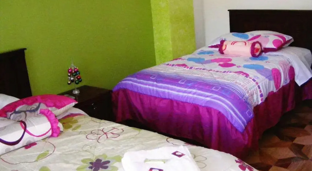 Hostal Amaru, Varaa Hotelli Baños Tungurahua